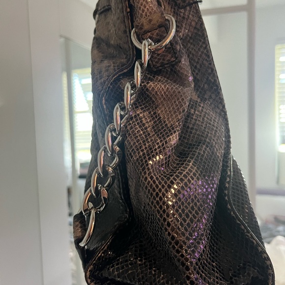 Michael Kors Large Hamilton Python-Print Tote - Picture 5 of 10